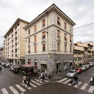  Apartamento Masai - One Bedroom Flat 1st Floor By Train Station